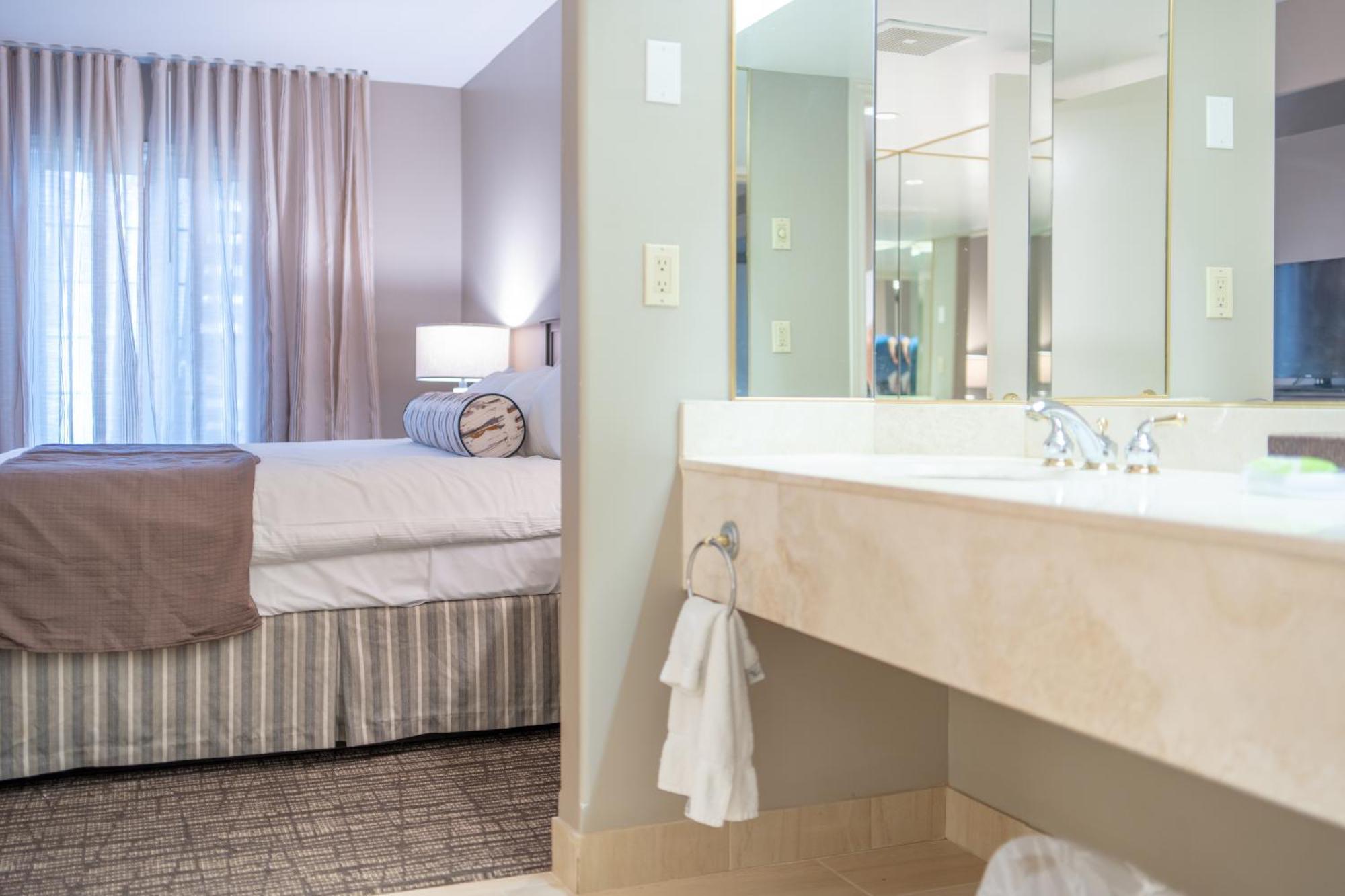 Horseshoe Valley Suites - The Azure Shanty Bay Exteriér fotografie